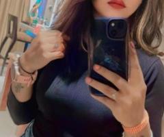 Call Girls in Hotel Dev Palace Shalimar Bagh (Delhi) ☎9818470885⭐✔️