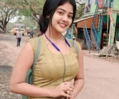 Call Girls In Sector 15, Noida 9818470885 Escorts Service