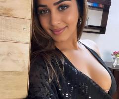 Call Girls In Geetanjali Enclave Delhi 9911558886 Escorts Service