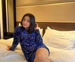 ENJOY Call Girls in DLF Phase 5, Gurgaon | 8860005519